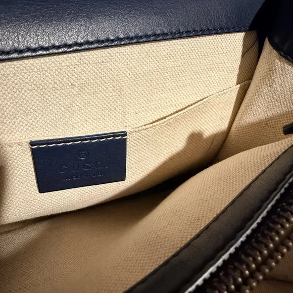 Gucci Navy and Red Shoulder Bag with Bamboo Handle - Picture 9 of 12